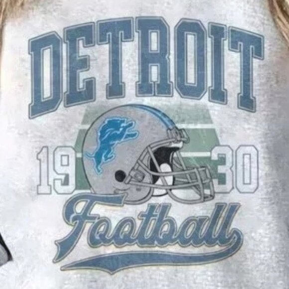 Detroit Football 1930 Sweatshirt, Graphic Retro Sport Crewneck Detroit shirt - Picture 3 of 4